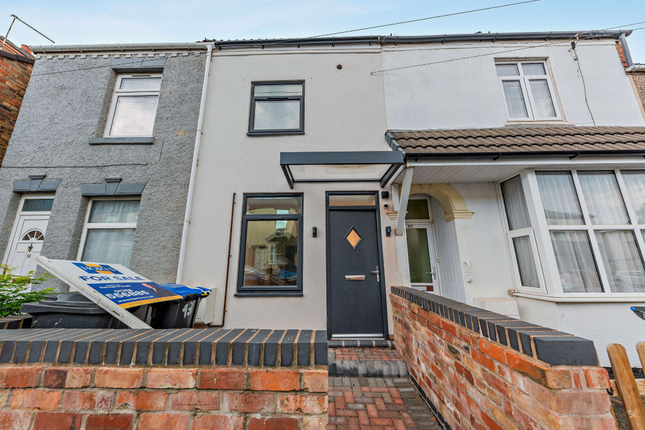 3 bed property, in Cambridge Street, £250,000