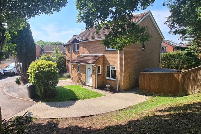 2 bed property, in Partridge Close, £248,000