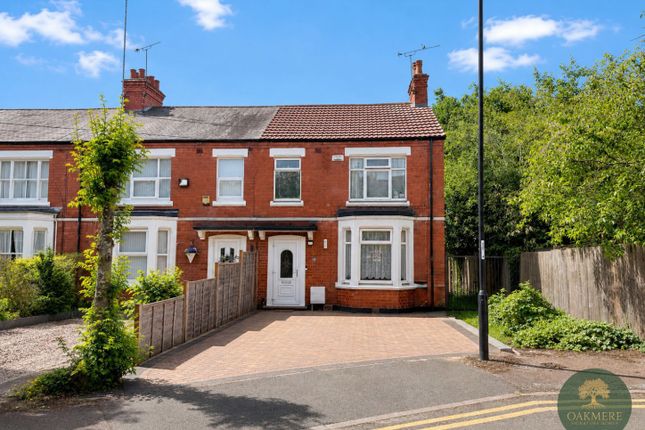 3 bed property, in Lodge Road, £245,000