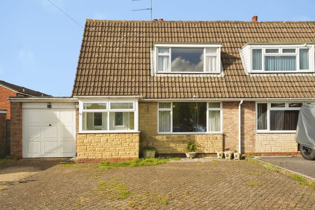 2 bed property, in Swanswell Drive, £350,000