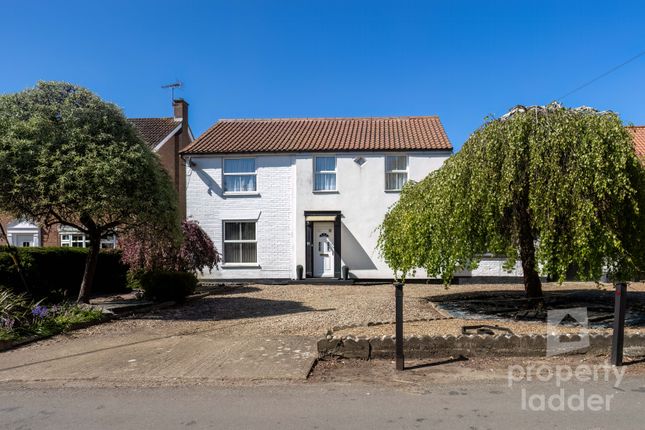 4 bed property, in Halls Corner Lane, £500,000