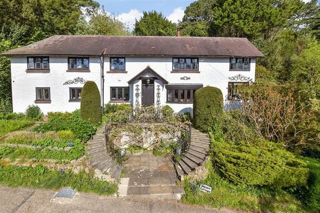 4 bed property, in St. Margaret's Road, £950,000