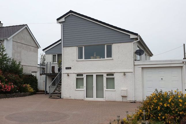 5 bed property, in Rhostrehwfa, £450,000