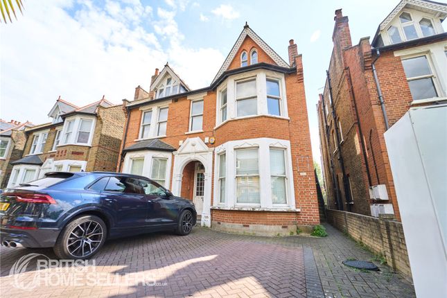 1 bed property, in Freeland Road, £365,000