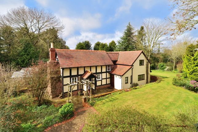 3 bed property, in Marden, £465,000