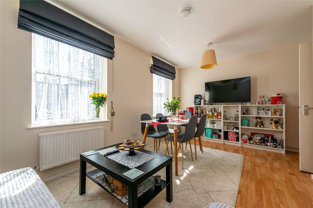 1 bed property, in Bunning House, £350,000