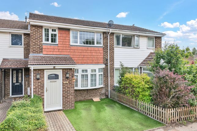3 bed property, in Swift Close, £335,000