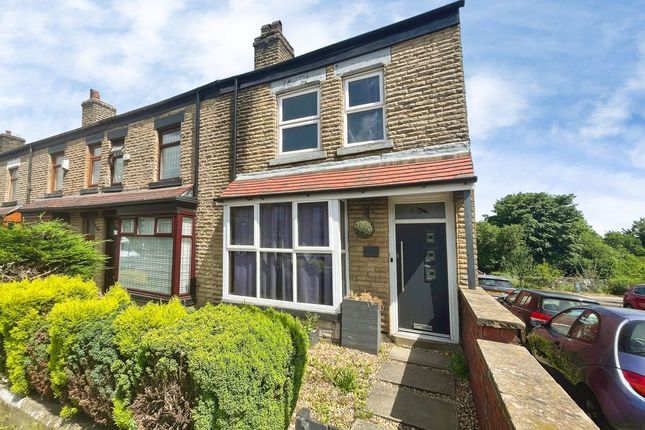 3 bed property, in Tonge Moor Road, £150,000