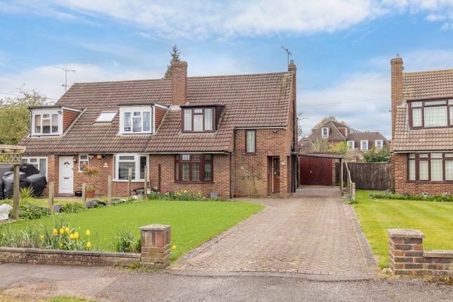3 bed property, in Link Road, £585,000