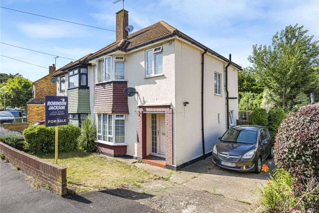3 bed property, in Crescent Gardens, £425,000