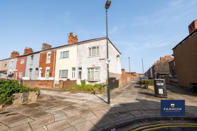 3 bed property, in Stanley Street, £50,000
