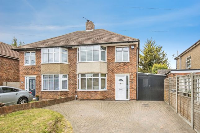 3 bed property, in Nacton Road, £240,000