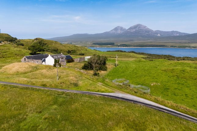 3 bed property, in Torrabus Farmhouse, £295,000