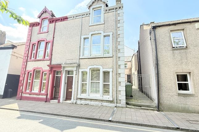 4 bed property, in 17 Brow Top, £65,000