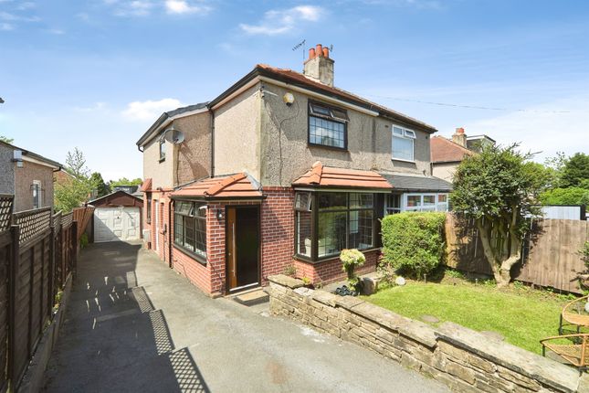 3 bed property, in High Park Drive, £250,000