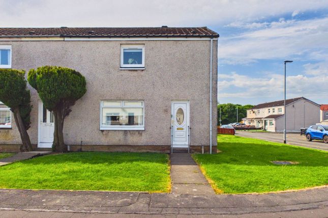 2 bed property, in Napier Square, £120,000