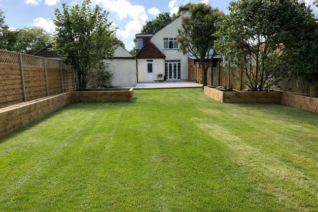 4 bed property, in Bridle Road, £750,000