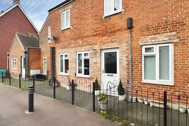 2 bed property, in Highbridge Quay, £169,995
