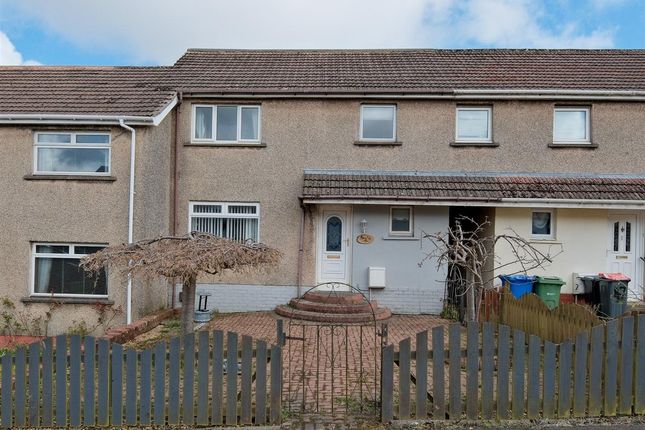 2 bed property, in Flemington Gardens, £125,000