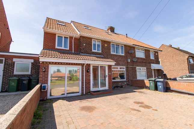 6 bed property, in Parkhead Gardens, £220,000
