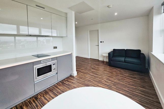 1 bed property, in Westpoint Chester Road, £100,000