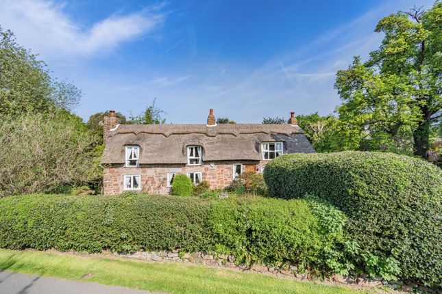 3 bed property, in Green Lane, £735,000