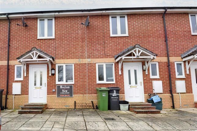 2 bed property, in Truman Terrace, £190,000