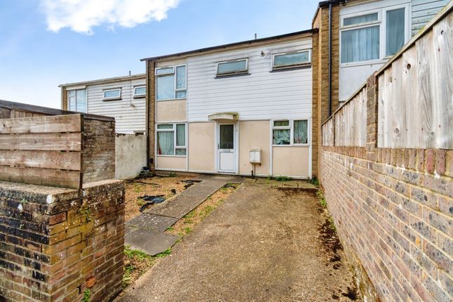 3 bed property, in Leaside Way, £250,000