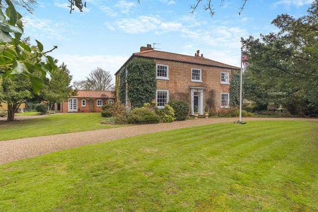 6 bed property, in Keelby Manor, £899,000