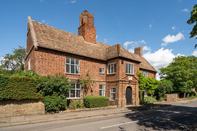 5 bed property, in 38-40 Hillrow, £999,950