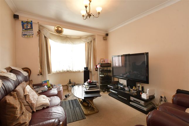 3 bed property, in Edmund Road, £450,000