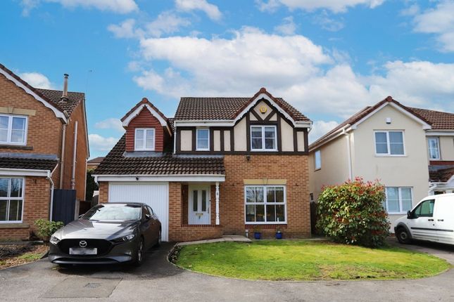 4 bed property, in Greendale Drive, £360,000