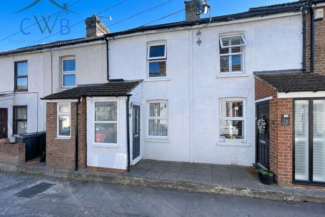 2 bed property, in Oxford Street, £260,000