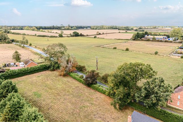4 bed property, in Kirkby Lane, £145,000