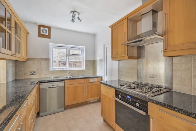 3 bed property, in East Road, £850,000