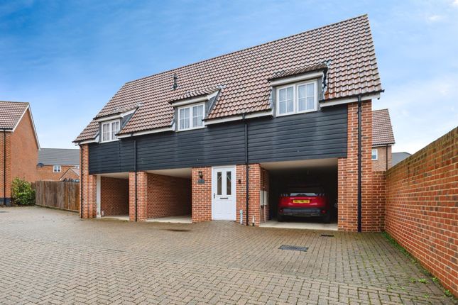 2 bed property, in Swale View, £210,000