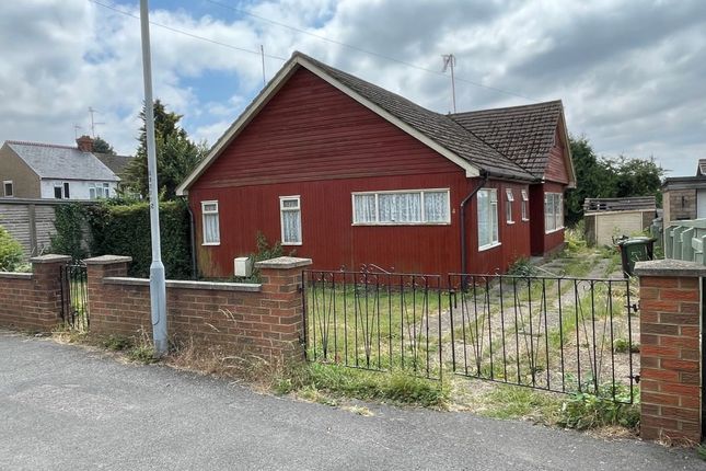 3 bed property, in 4 Preston Path, £270,000