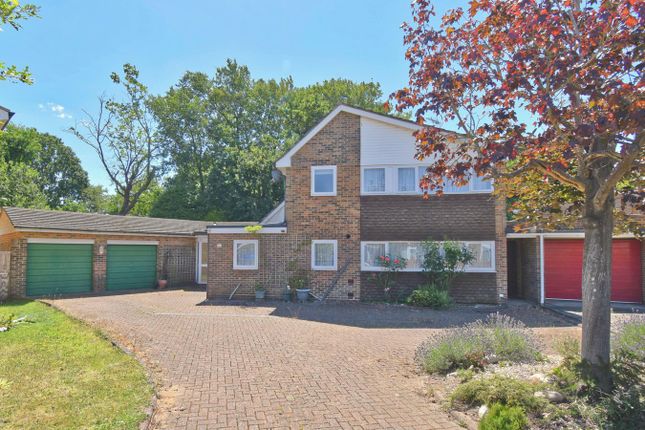 4 bed property, in Long Lodge Drive, £839,950