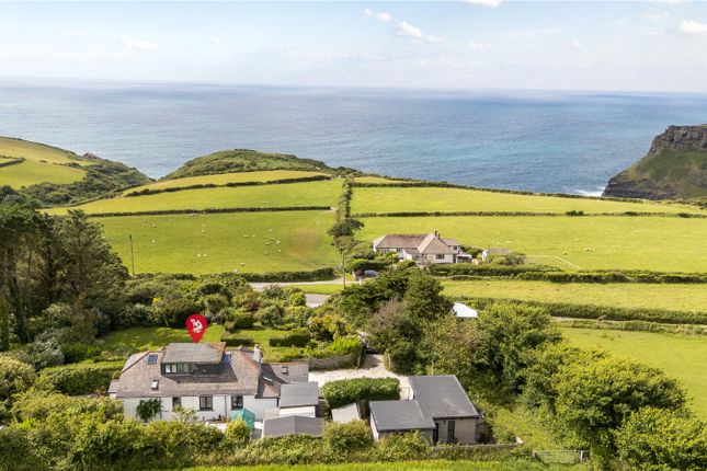 4 bed property, in Tintagel Road, £800,000