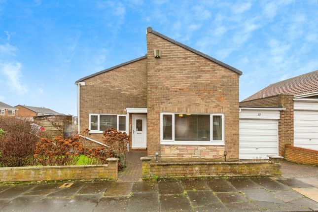 3 bed property, in Formby Close, £160,000