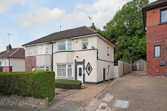 3 bed property, in 31 Cooks Wood Road, £165,000