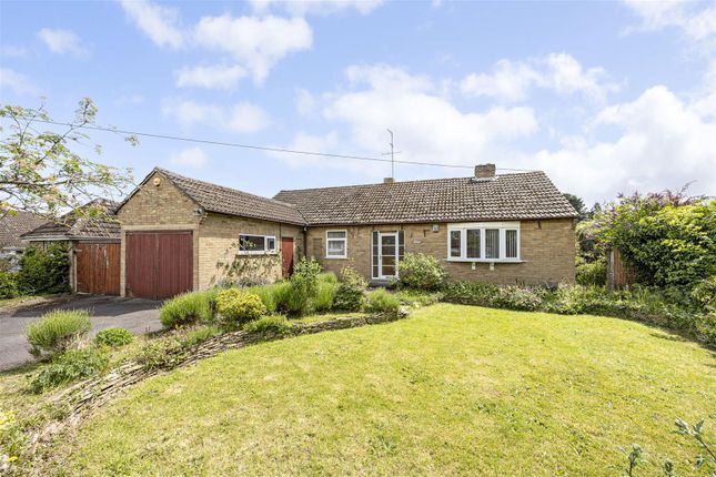 3 bed property, in Dark Lane, £545,000