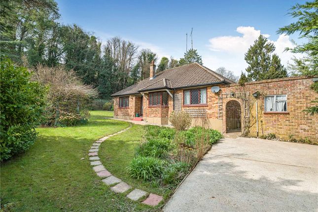 3 bed property, in St. Aubyns Close, £780,000