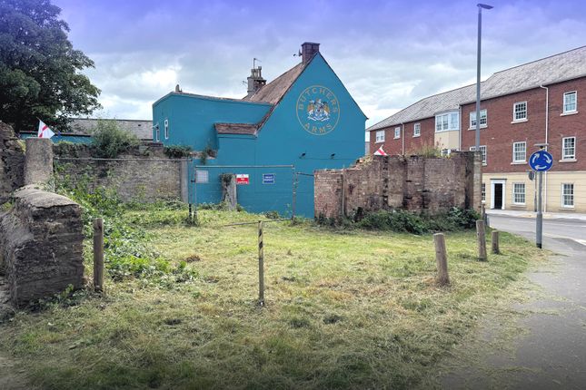 Studio, in Development Site For 6 Apartments, £110,000