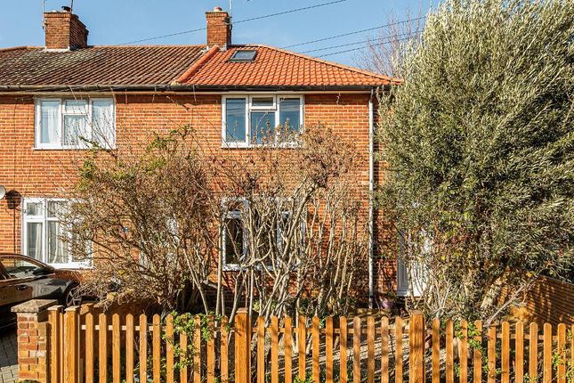 2 bed property, in Bordars Road, £535,000