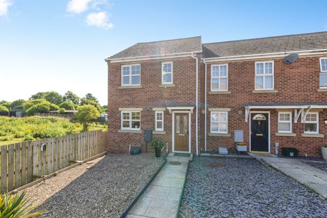 3 bed property, in Lambton Field, £150,000