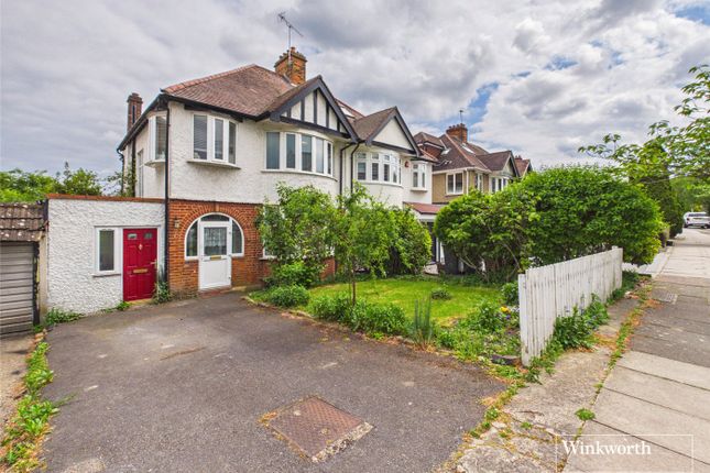 3 bed property, in Sunny Gardens Road, £815,000