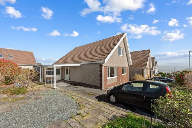 4 bed property, in Silver Close, £375,000