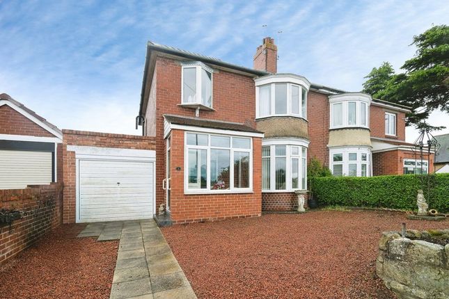 3 bed property, in Woodlands, £415,000