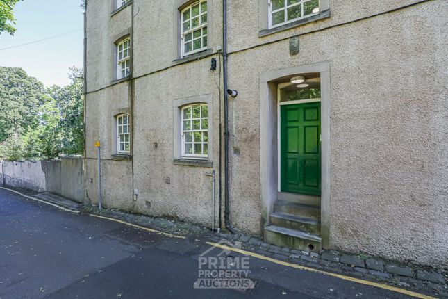 2 bed property, in Flat 1, £100,000